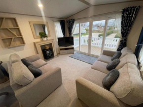 Cosy Holiday Home, Home Farm Holiday Park